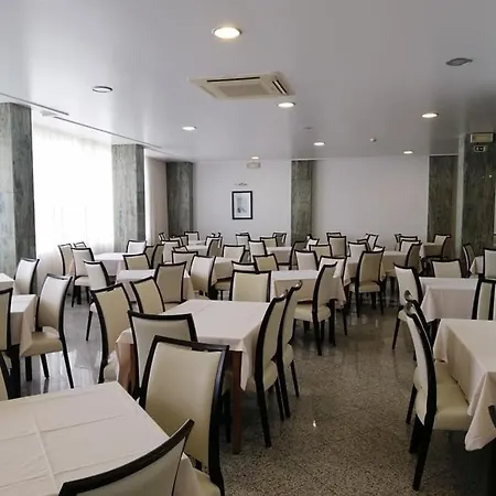 Hotell Costa De Prata 2 &