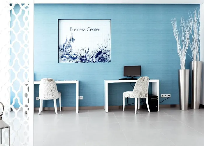 Costa De Prata 2 & 3*